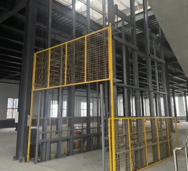 措美请详细介绍一下货梯安装在室外的维护方法